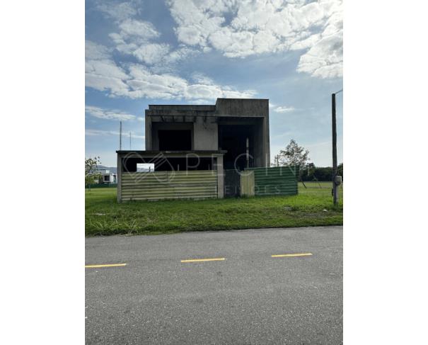 Foto de LOTE Nº 16 - QUADRA R - CONDOMÍNIO TERRAS ALPHAVILLE MARICÁ 2