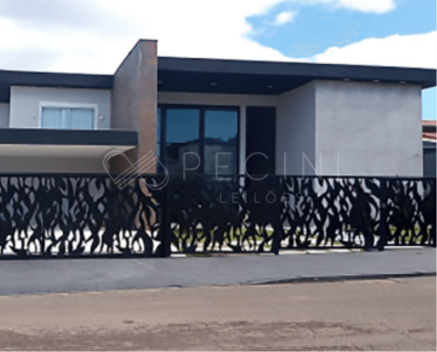 CASA RESIDENCIAL CONSTRUÍDA SOBRE O LOTE Nº 12 - QD. LAGO UM - NORTE Brasília/DF, localizado em Brasília - DF