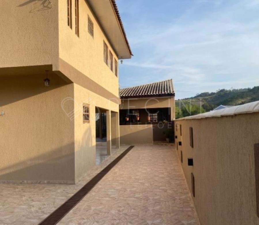 PRÉDIO RESIDENCIAL Nº 1454 - CENTRO Cerro Azul/PR, localizado em Cerro Azul - PR