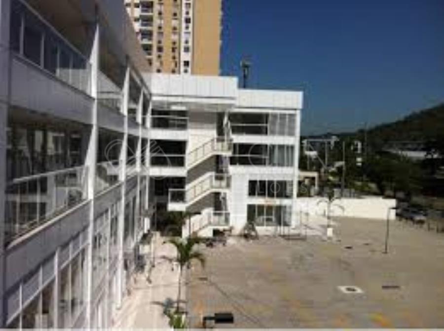 LOJA Nº 124 - COND. CRYSTAL MALL REPASSE - LEILÃO DE IMÓVEIS DO BANCO MÁXIMA, localizado em Rio De Janeiro - RJ
