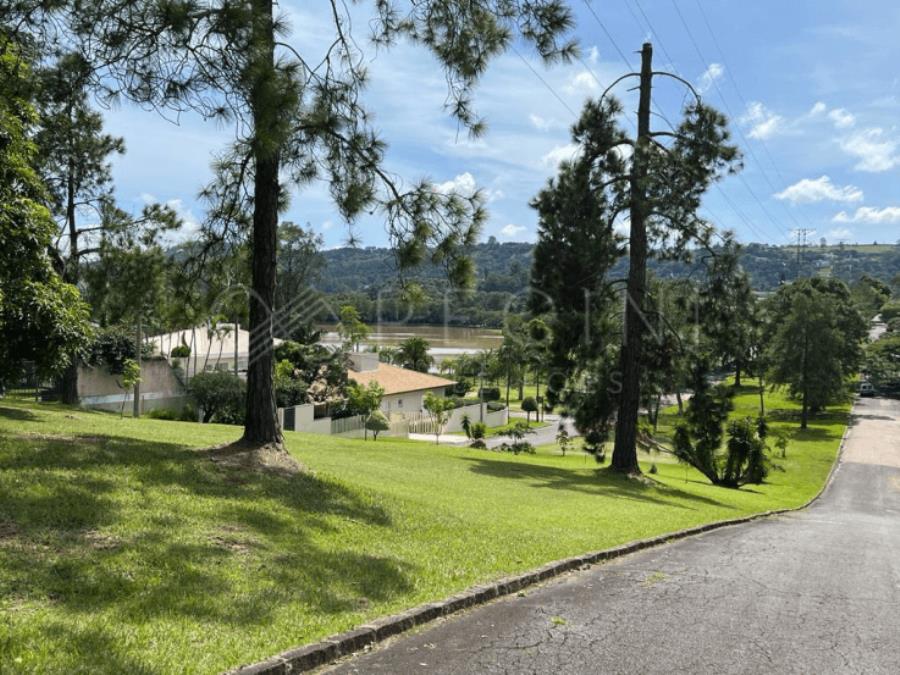 CASA RESIDENCIAL ALTO PADRÃO - MORADA DOS EXECUTIVOS Vinhedo/SP, localizado em Vinhedo - SP