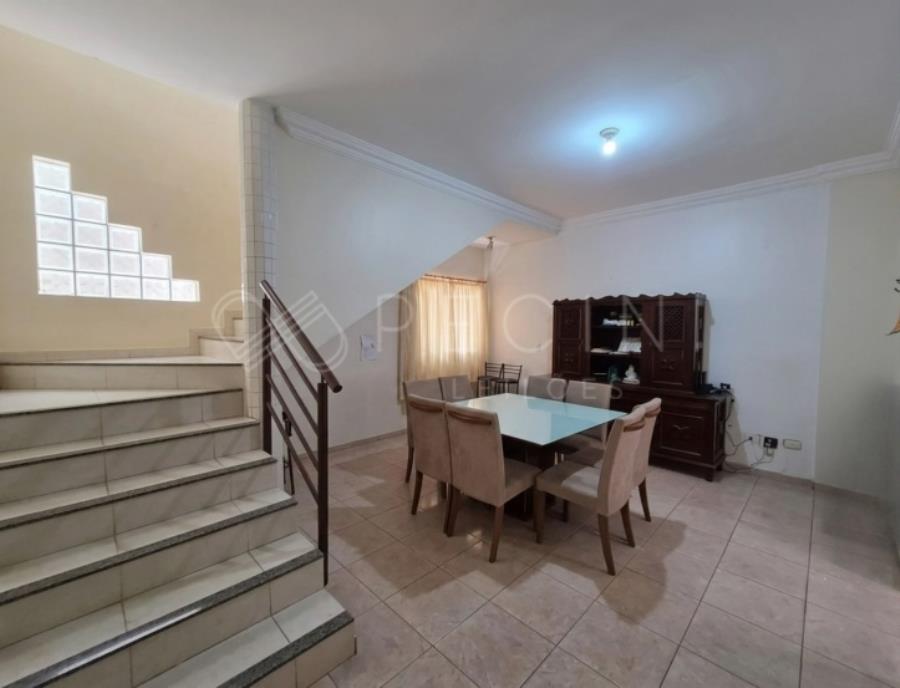 CASA N° 655 (UNIDADE N° 09) - PETIT VILLE Londrina/PR, localizado em Londrina - PR, bairro Petit Ville