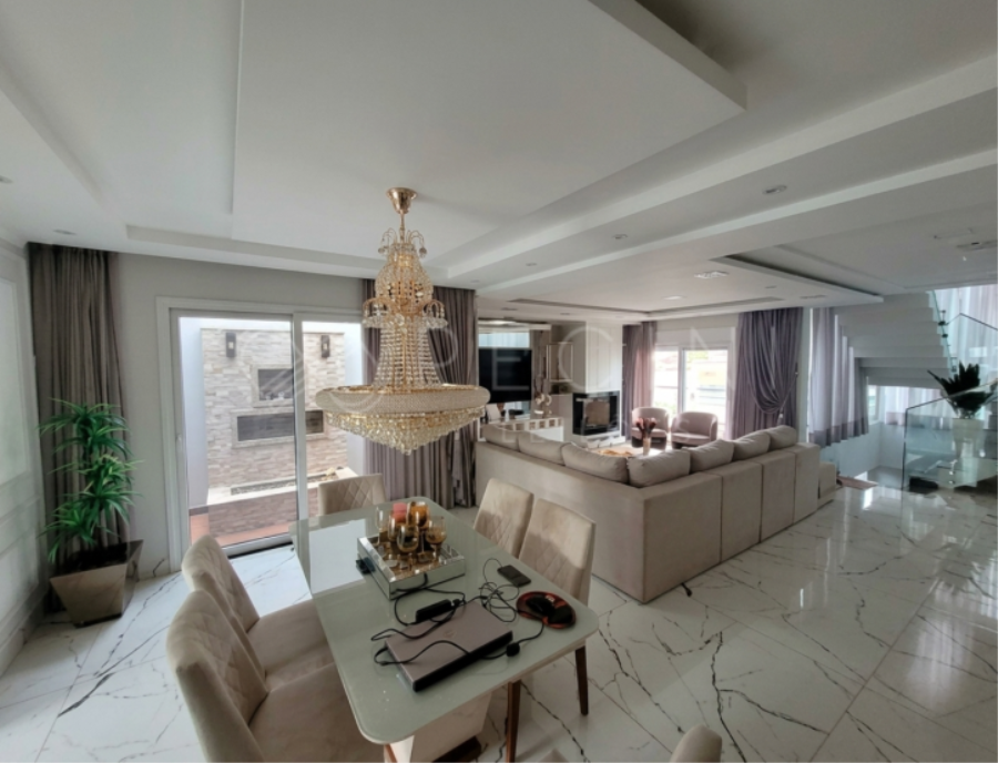 PRÉDIO RESIDENCIAL N° 704 - CENTRO Frederico Westphalen/RS, localizado em Frederico Westphalen - RS, bairro Centro