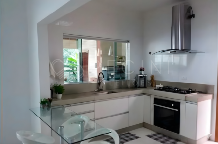 SOBRADO B - CONDOMÍNIO RESIDENCIAL MAIA & RIBEIRO Maringá/PR, localizado em Maringá - PR, bairro Jardim Itália II